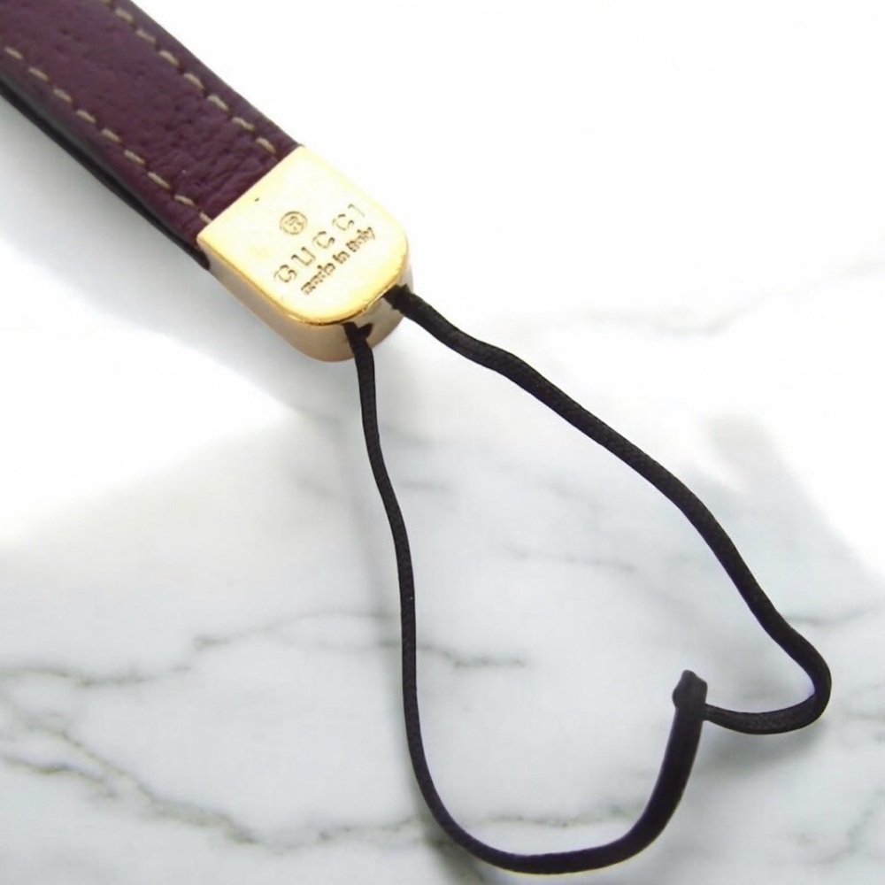 GUCCI Interlocking GG Leather Accessory ๐ - Picture 4 of 10
